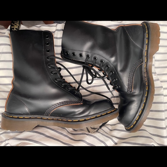 dr martens 49